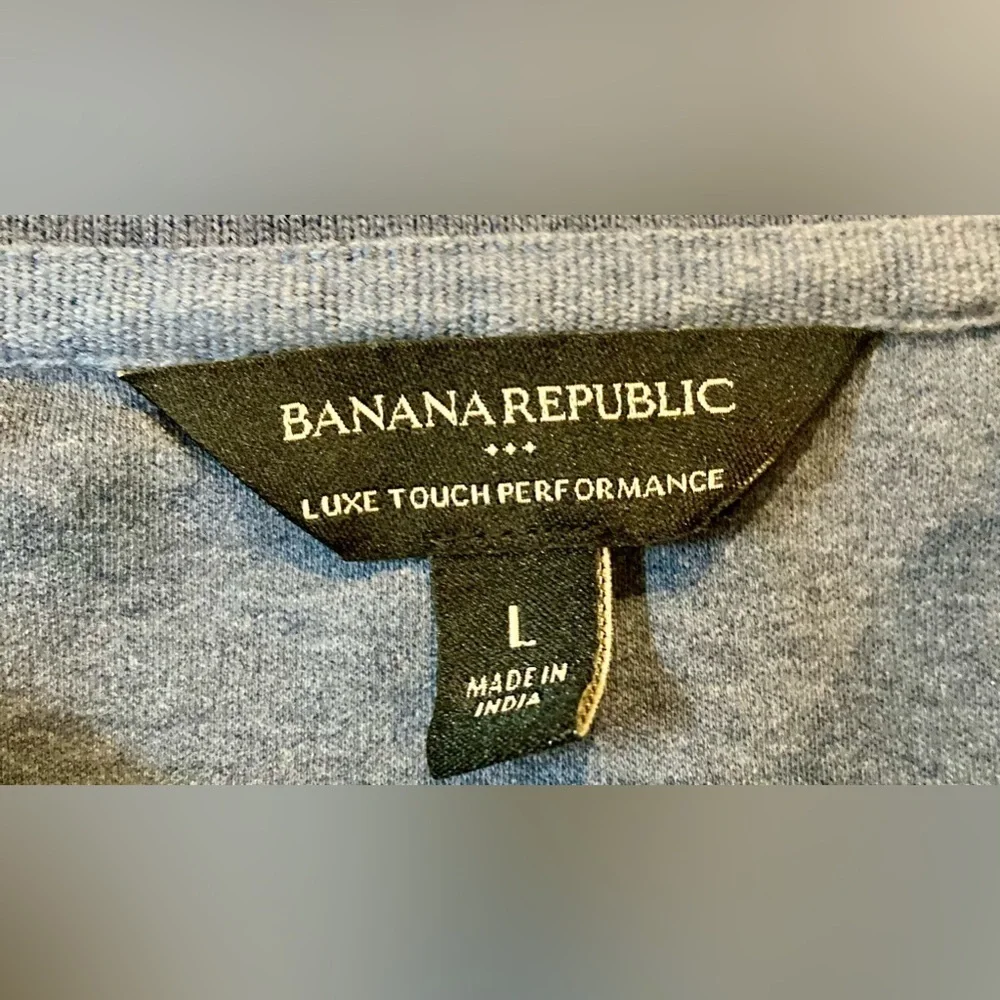 Banana Republic Men’s Size Large Blue‎ Luxe Touch Performance Polo Shirt